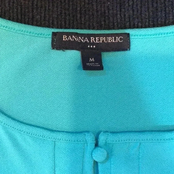 Banana Republic Button Front Round Hem Tank Top-Size M - Picture 7 of 7